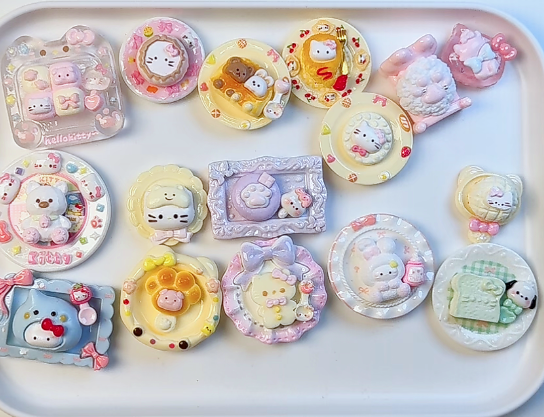 DIY Mini Stress Relief Squeeze Toy HandmdeGifts(Random shipoment,no repetitiom.)