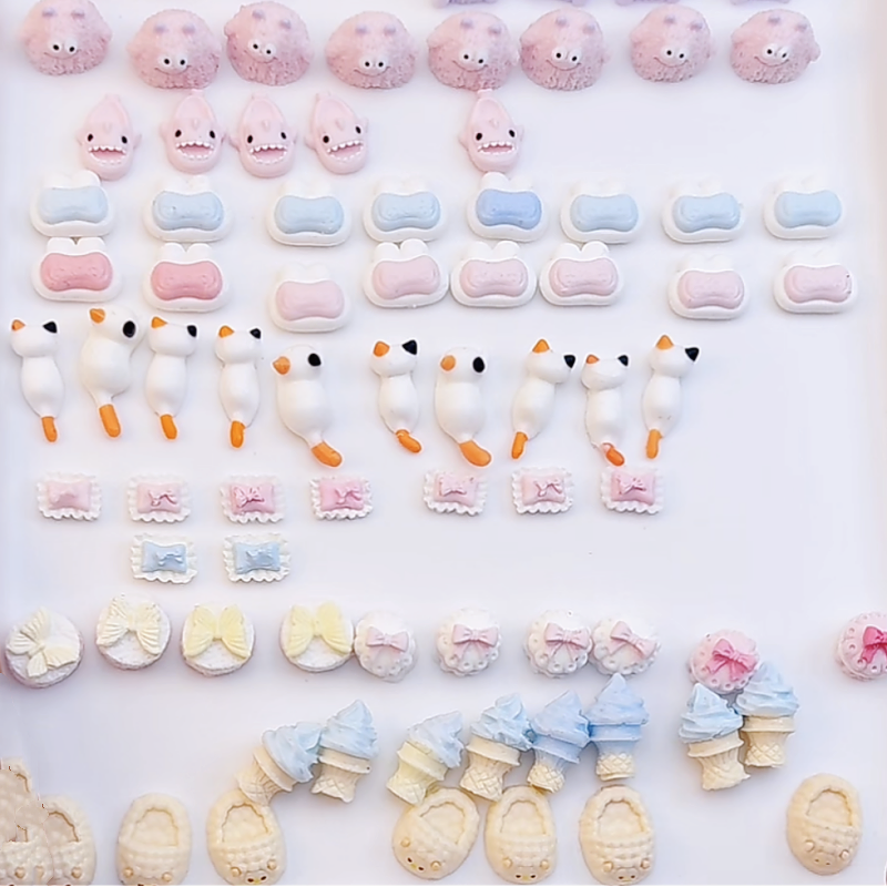 DIY Mini Stress Relief Squeeze Toy HandmdeGifts(Random shipoment,no repetitiom.)
