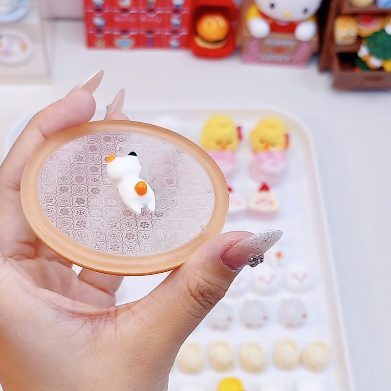 DIY Mini Stress Relief Squeeze Toy HandmdeGifts(Random shipoment,no repetitiom.)