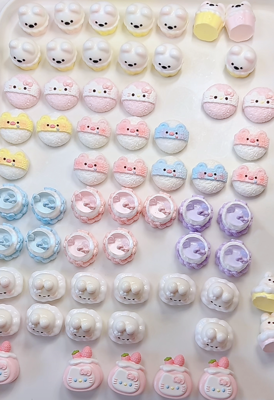 DIY Mini Stress Relief Squeeze Toy HandmdeGifts(Random shipoment,no repetitiom.)