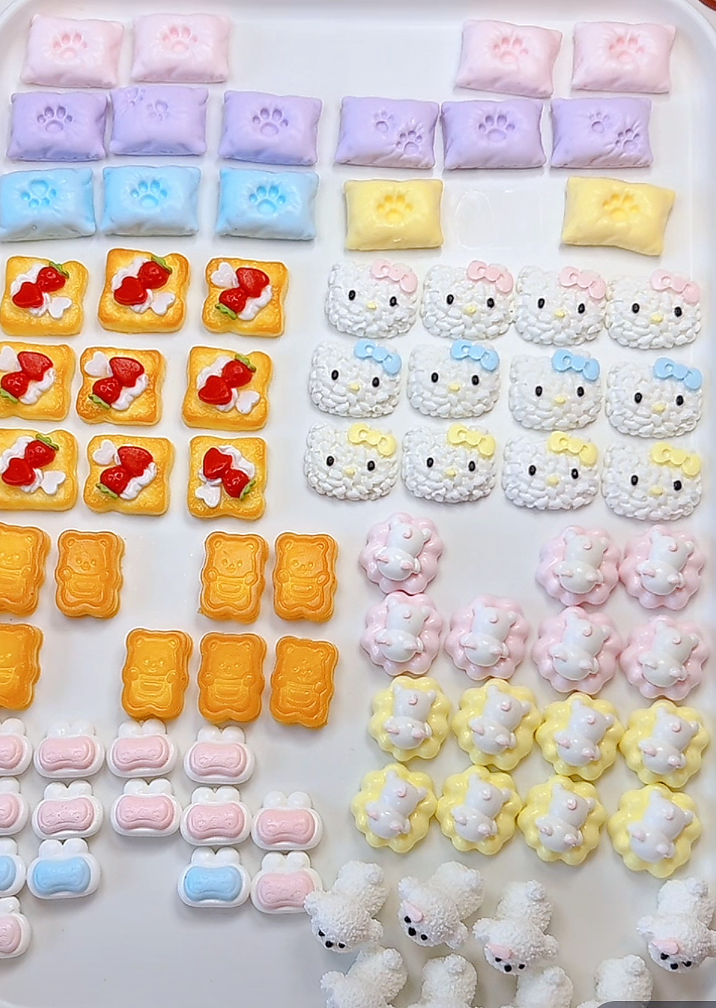 DIY Mini Stress Relief Squeeze Toy HandmdeGifts(Random shipoment,no repetitiom.)