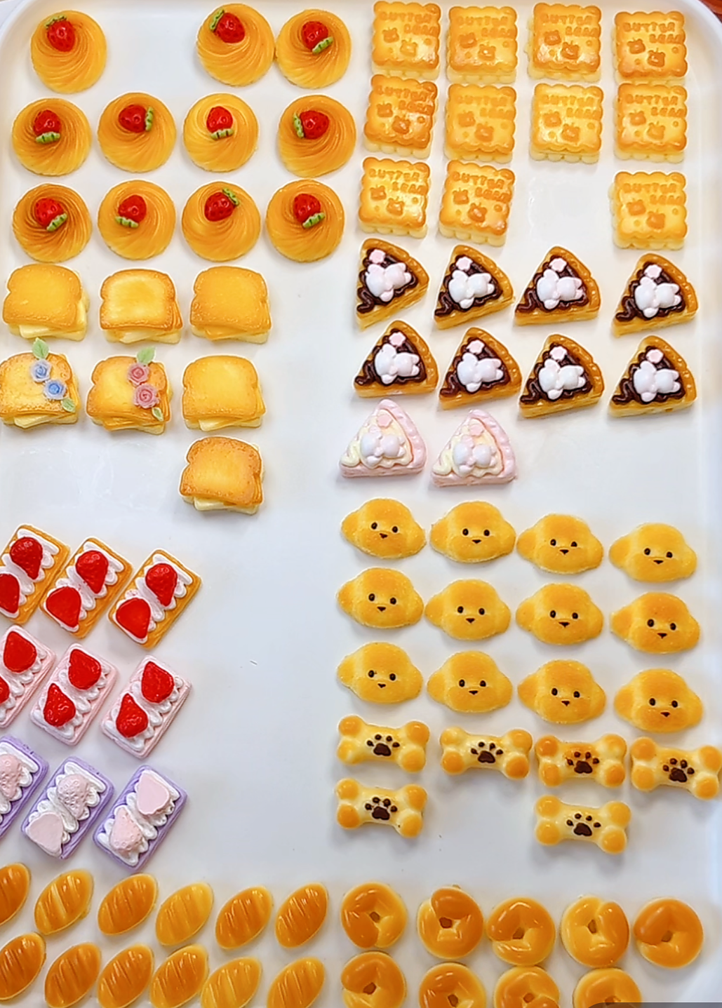 DIY Mini Stress Relief Squeeze Toy HandmdeGifts(Random shipoment,no repetitiom.)