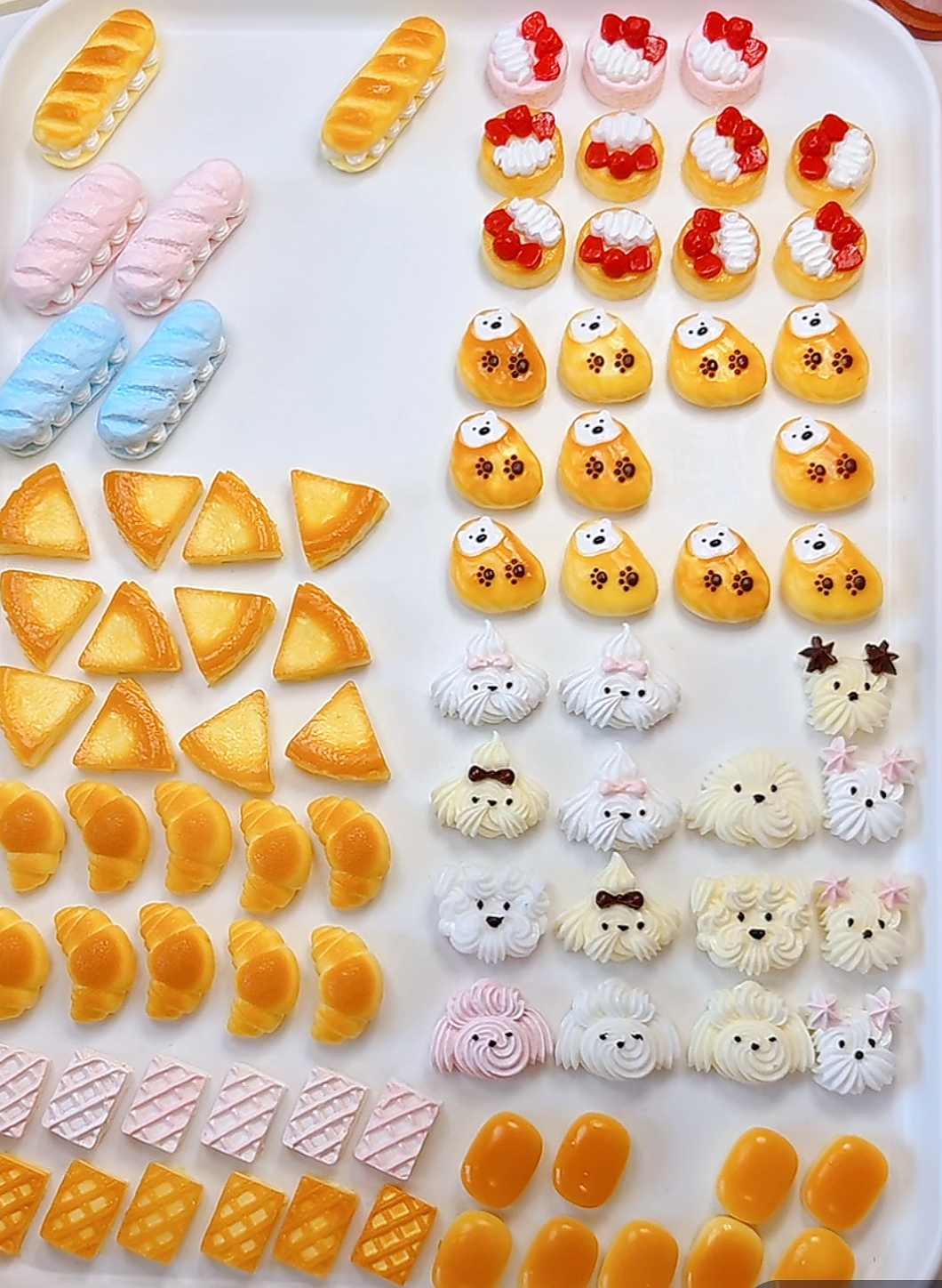 DIY Mini Stress Relief Squeeze Toy HandmdeGifts(Random shipoment,no repetitiom.)