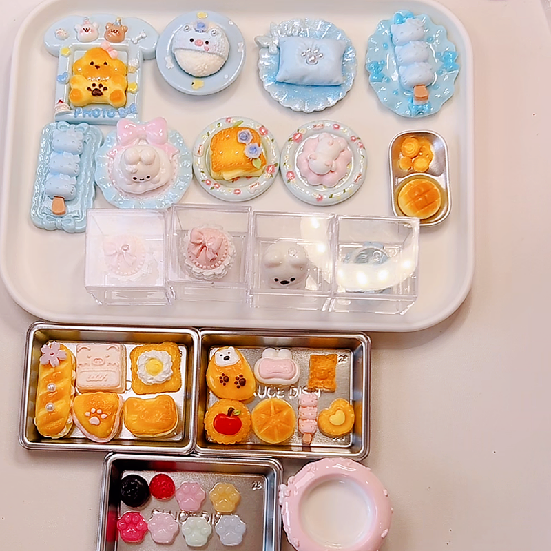DIY Mini Stress Relief Squeeze Toy HandmdeGifts(Random shipoment,no repetitiom.)