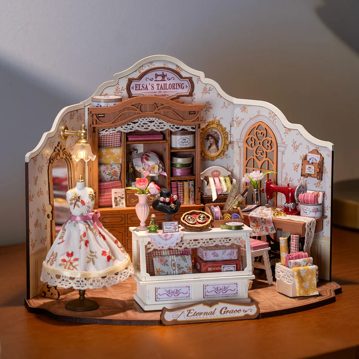 Elsa Tailor's Workshop Handicraft Art DIY Miniature Scene