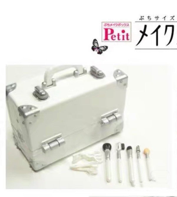 Mini makeup case