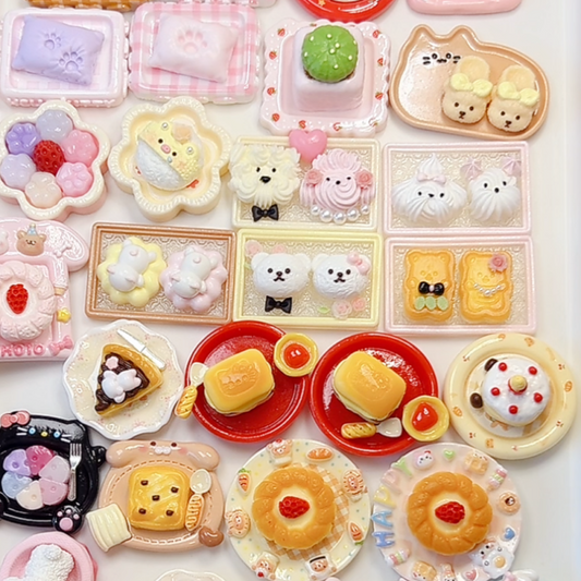 DIY Mini Stress Relief Squeeze Toy HandmdeGifts(Random shipoment,no repetitiom.)