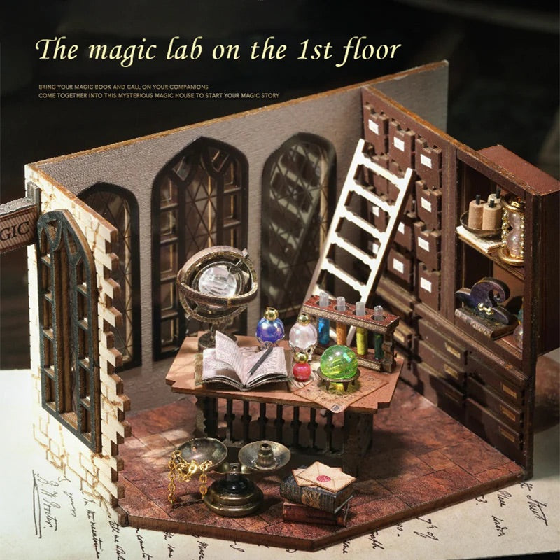 CUTEBEE 1:24 DIY Dollhouse Kit (Magic Workshop)