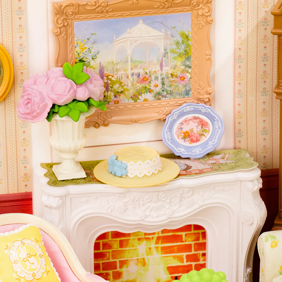 Holiday Tea Time DIY Miniature House